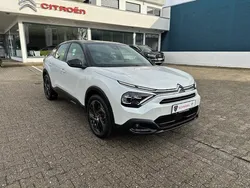 Weiß Gebraucht 2024 Citroën C4 Feel Limousine | 19.790 € (Fairer Preis)