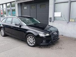 Brillantschwarz Gebraucht 2015 Audi A4 Attraction Kombi | 11.800 € (Guter Preis)
