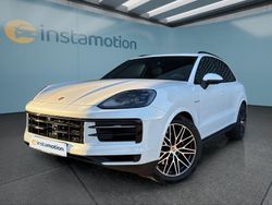 Weiß Gebraucht 2024 Porsche Cayenne SUV | 89.299 €