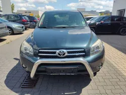 Grün Gebraucht 2006 Toyota RAV4 Executive SUV | 2.800 € (Superpreis)