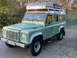 Grün Gebraucht 2015 Land Rover Defender Heritage SUV | 72.000 €