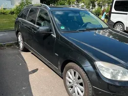 Schwarz Gebraucht 2009 Mercedes C220 Kombi | 4.000 € (Fairer Preis)