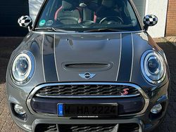 Grau Gebraucht 2016 Mini Cooper S Kleinwagen | 16.999 € (Fairer Preis)