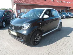 Schwarz Gebraucht 2015 Smart ForFour Passion Kleinwagen | 6.750 € (Fairer Preis)