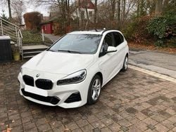 Weiß Gebraucht 2020 BMW 225 Active Tourer M Sport Van / Kleinbus | 19.950 € (Fairer Preis)