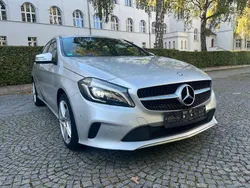 Silber Gebraucht 2016 Mercedes A200 AMG line Limousine | 11.999 € (Fairer Preis)