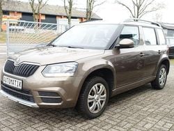 Braun Gebraucht 2015 Skoda Yeti Active SUV | 6.790 € (Guter Preis)