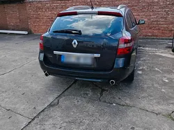 Schwarz Gebraucht 2011 Renault Laguna III Kombi | 3.700 €