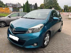 Blau Gebraucht 2014 Toyota Yaris Kleinwagen | 5.500 € (Fairer Preis)