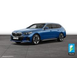 Blau Gebraucht 2025 BMW i5 M Sport Kombi | 63.480 € (Guter Preis)