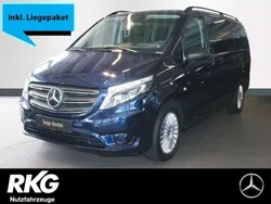Blau Gebraucht 2022 Mercedes Vito Edition Van / Kleinbus | 47.780 € (Teuer)