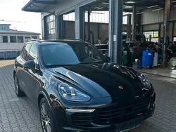 Schwarz Gebraucht 2016 Porsche Cayenne SUV | 31.500 €