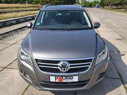 Grau Gebraucht 2011 VW Tiguan Team SUV | 8.200 € (Fairer Preis)