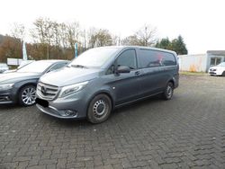 Grau Gebraucht 2016 Mercedes Vito Van / Kleinbus | 15.200 €