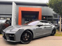 Grau Gebraucht 2024 Porsche Panamera GTS Limousine | 164.500 €