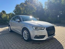 Silber Gebraucht 2013 Audi A3 Attraction Limousine | 9.400 € (Guter Preis)