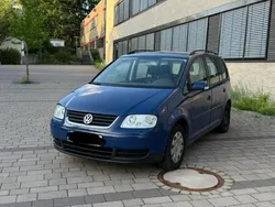 Blau Gebraucht 2006 VW Touran Van / Kleinbus | 900 € (Guter Preis)