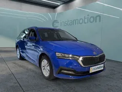 Blau Gebraucht 2023 Skoda Octavia Ambition Kombi | 21.546 € (Superpreis)