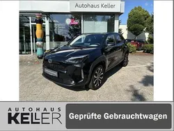 Mysticschwarz mica Gebraucht 2024 Toyota Yaris Hybrid Connect Style | 25.960 € (Fairer Preis)