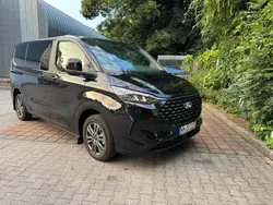 Schwarz Gebraucht 2024 Ford Tourneo Van | 48.000 € (Fairer Preis)