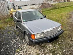 Grau Gebraucht 1990 Mercedes 190 Limousine | 2.499 €