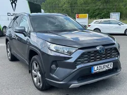 Grau Gebraucht 2019 Toyota RAV4 Hybrid Club SUV | 37.730 €