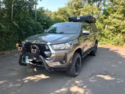 Grün Gebraucht 2023 Toyota HiLux Abholung | 54.000 € (Teuer)