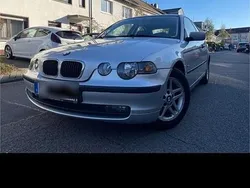 Silber Gebraucht 2001 BMW 316 Compact Kleinwagen | 4.450 €