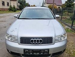 Silber Gebraucht 2002 Audi A4 Kombi | 2.000 € (Fairer Preis)
