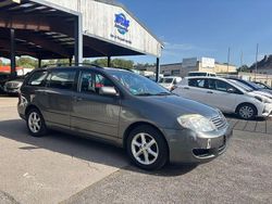 Grau Gebraucht 2007 Toyota Corolla Sol Kombi | 4.800 € (Etwas zu teuer)