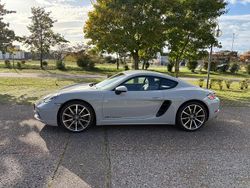 Grau Gebraucht 2018 Porsche 718 Cayman Coupé | 59.900 € (Fairer Preis)