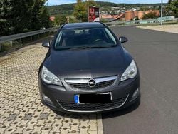 Gebraucht 2012 Opel Astra Sport Kombi | 3.900 € (Guter Preis)