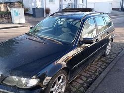 Schwarz Gebraucht 2002 BMW 320 Kombi | 3.199 € (Fairer Preis)