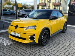 Gelb Gebraucht 2025 Renault R5 Komfort Kleinwagen | 33.900 € (Fairer Preis)
