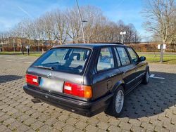 Schwarz Gebraucht 1989 BMW 335 Kombi | 9.500 €