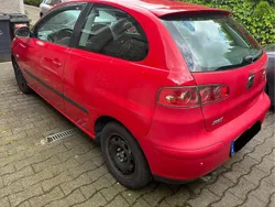 Rot Gebraucht 2005 Seat Ibiza Kleinwagen | 1.500 € (Fairer Preis)