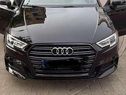 Schwarz Gebraucht 2019 Audi A3 Sportback S-Line Limousine | 16.700 € (Fairer Preis)