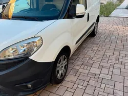 Weiß Gebraucht 2017 Fiat Doblò Van / Kleinbus | 5.900 € (Superpreis)