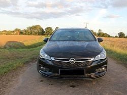Schwarz Gebraucht 2017 Opel Astra Edition Kombi | 9.600 € (Fairer Preis)