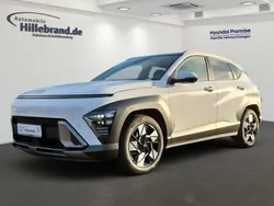 Atlas white / sol Gebraucht 2024 Hyundai Kona Prime SUV | 30.990 € (Fairer Preis)