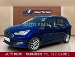 Blau Gebraucht 2017 Ford Grand C-Max Van / Kleinbus | 11.990 € (Fairer Preis)