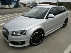 Silber metallic Gebraucht 2010 Audi S3 Sport Limousine | 16.990 € (Fairer Preis)