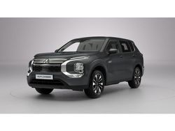 Grau Gebraucht 2022 Mitsubishi Outlander P-HEV Plus SUV | 52.940 €