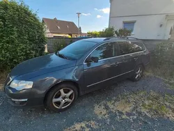 Grau Gebraucht 2010 VW Passat Limousine | 1.300 € (Superpreis)