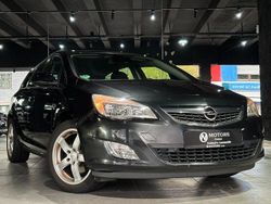 Gebraucht 2011 Opel Astra Design Edition Kombi | 2.699 € (Etwas zu teuer)