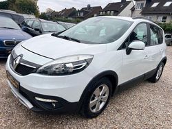 Weiß Gebraucht 2014 Renault Scénic III Initiale Paris Van / Kleinbus | 6.999 € (Fairer Preis)