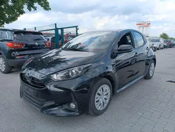 Schwarz Gebraucht 2021 Toyota Yaris Hybrid Limousine | 11.980 € (Guter Preis)