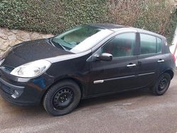 Schwarz Gebraucht 2007 Renault Clio II Rip Curl Limousine | 1.600 €