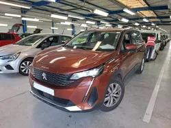 Braun Gebraucht 2021 Peugeot 5008 Van / Kleinbus | 15.946 € (Guter Preis)