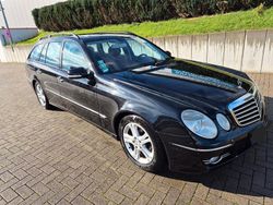Schwarz Gebraucht 2007 Mercedes E220 Avantgarde Kombi | 6.250 € (Fairer Preis)